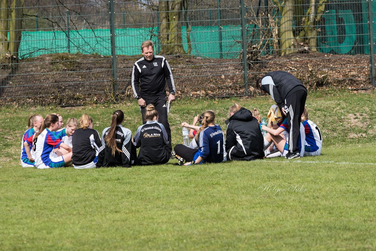 Bild 228 - wBJ SV Henstedt Ulzburg - TSV Schnberg : Ergebnis: 5:2